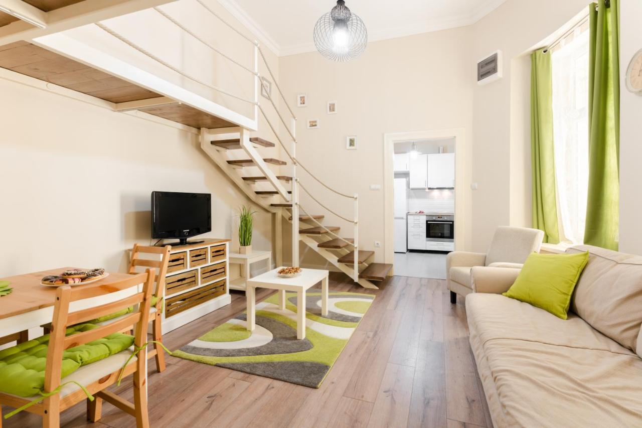 Downtown Greenie Home 부다페스트 외부 사진