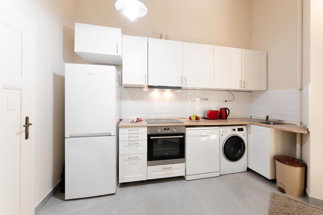 Downtown Greenie Home 부다페스트 외부 사진